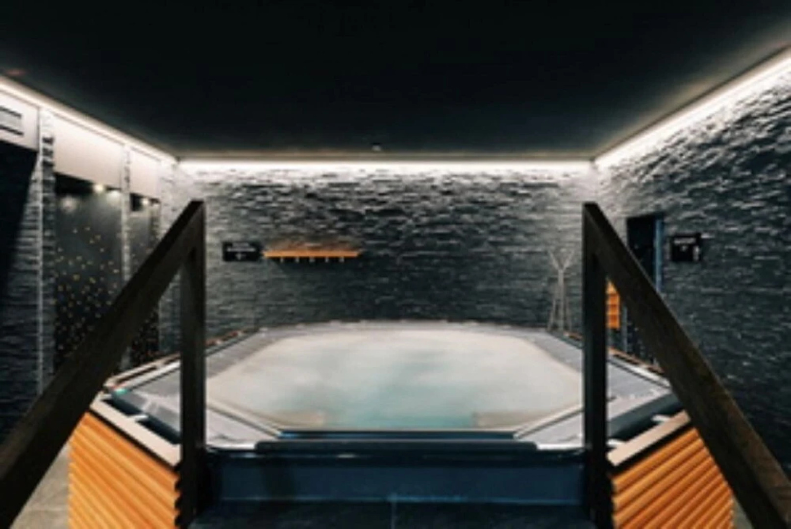 R Sidence Swisspeak Resorts 3p6