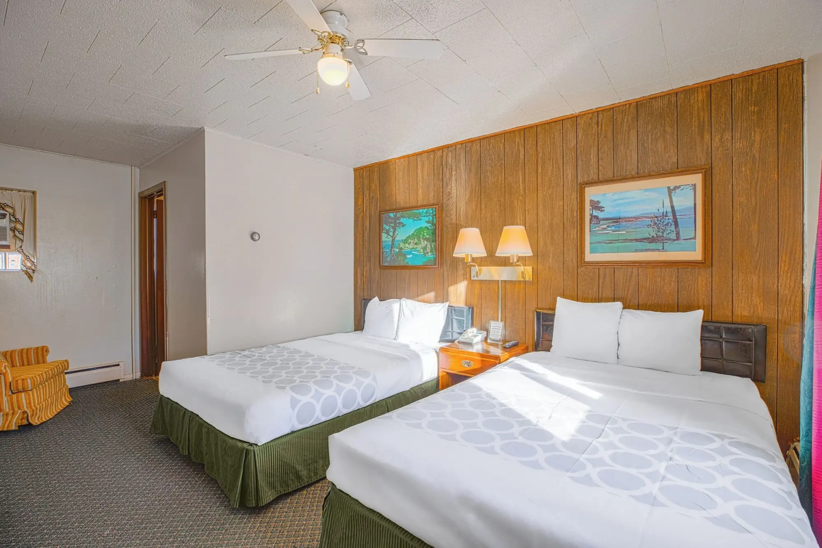 Love Hotels Silver Street by OYO at Hurley WI