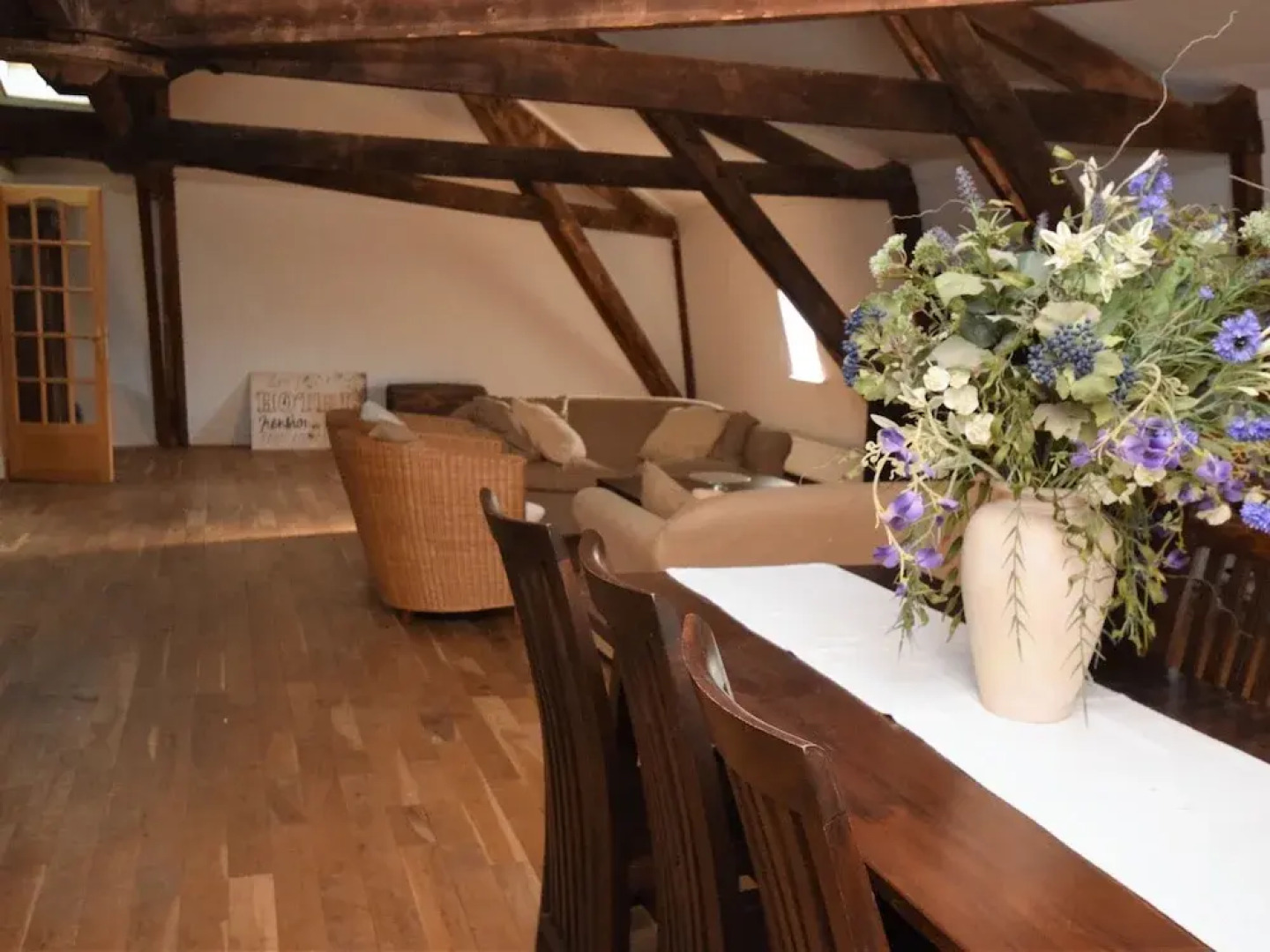 Lovely family home near St Cirq La Popie with private pool.