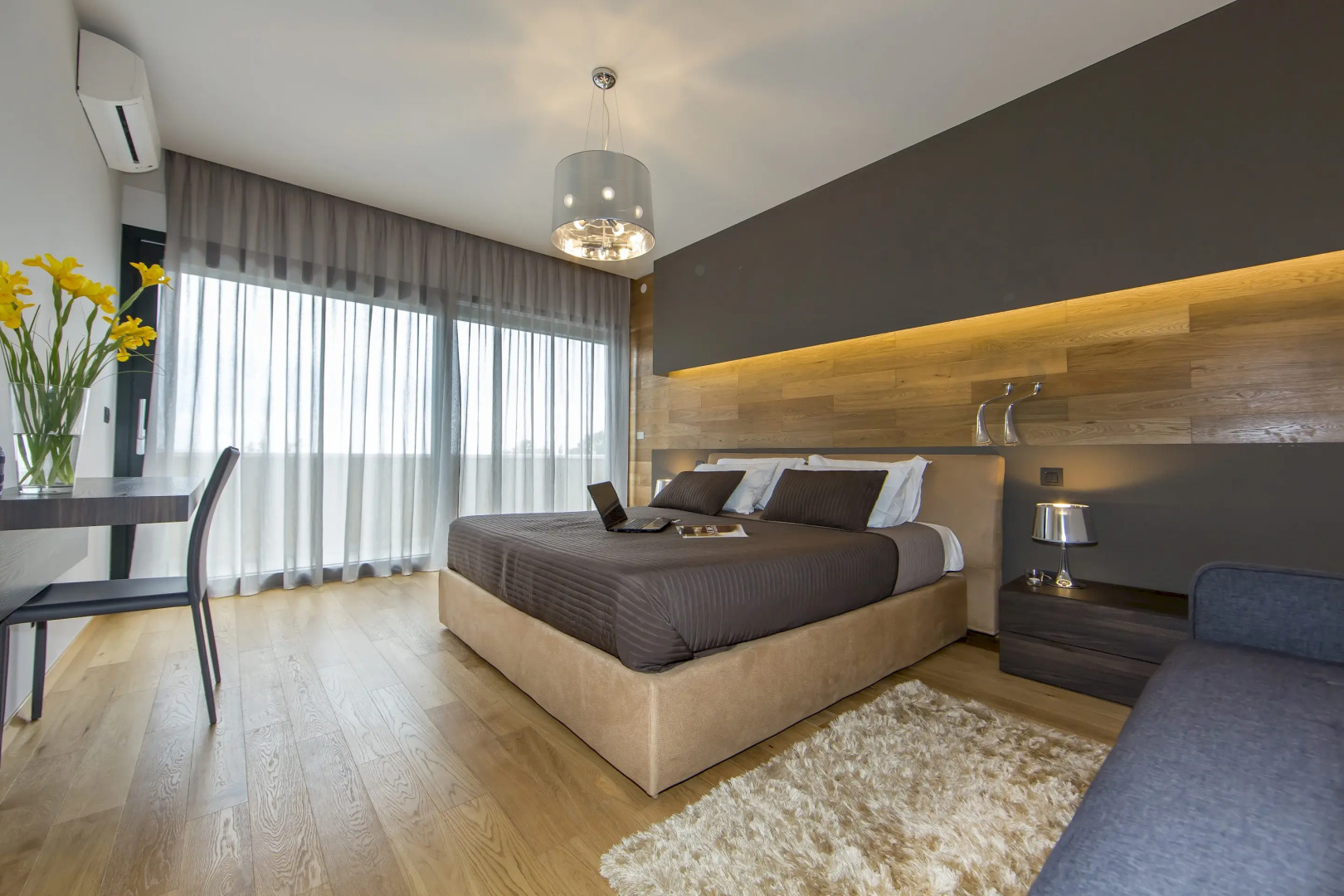 Spacious Villa with Private Pool and Jacuzzi in Porec