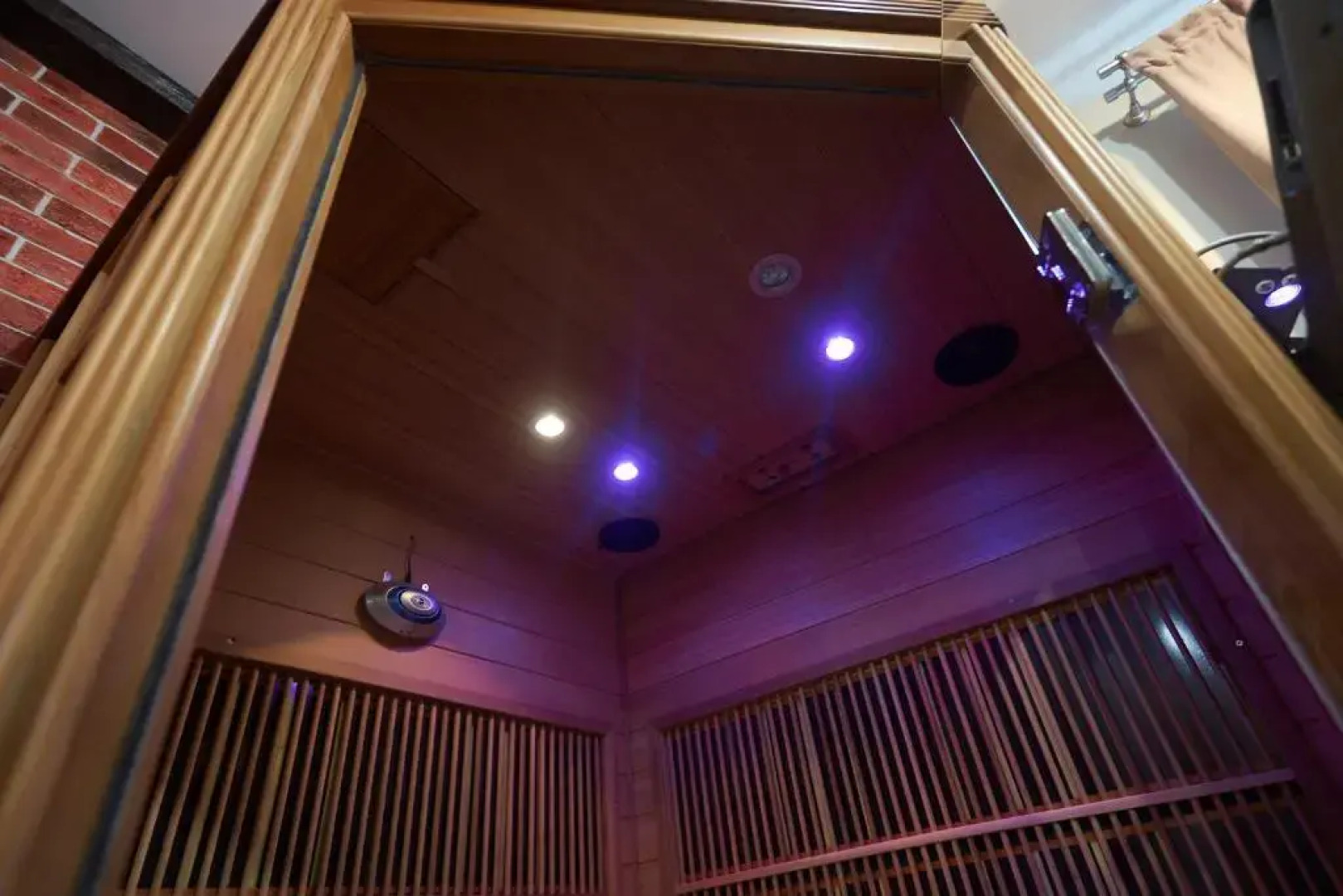 Apartment on Pobeda 4 with sauna