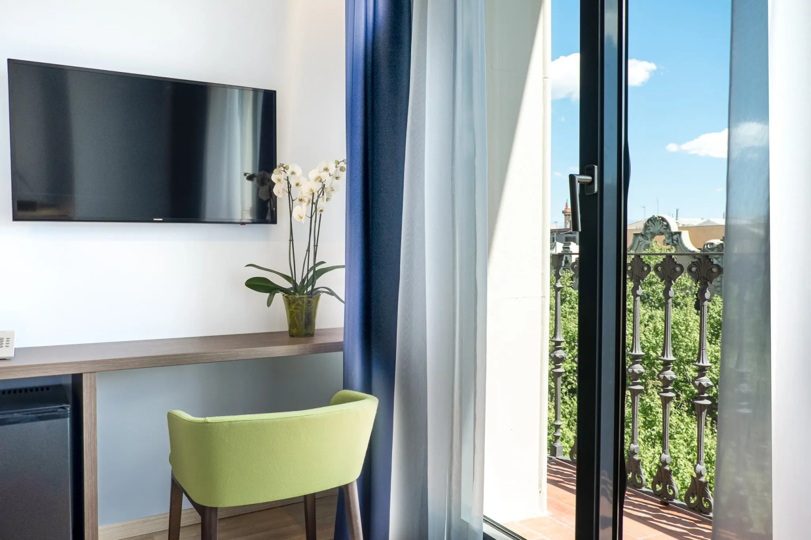 Отель Caledonian