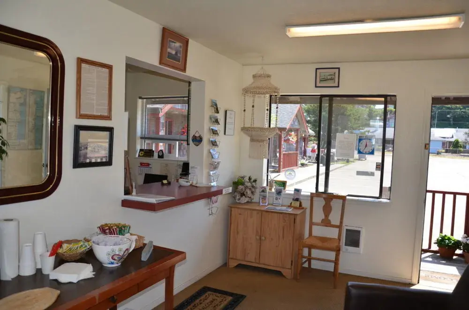 Surf & Sand Inn