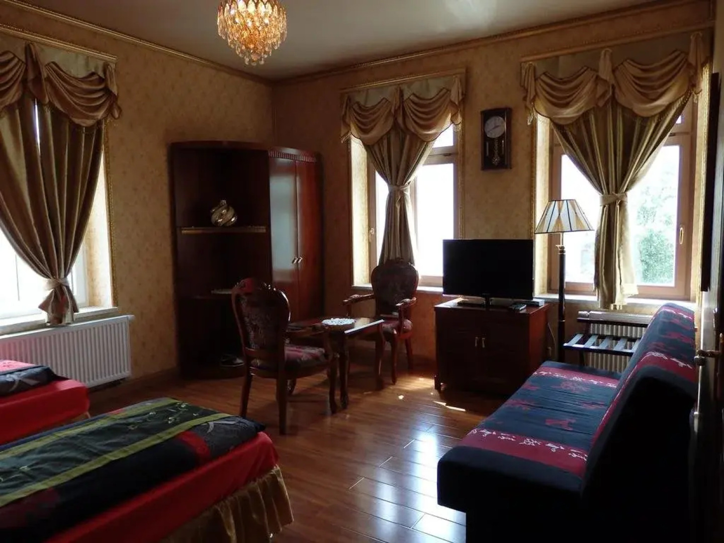 Hotel & Restaurant Hong Kong