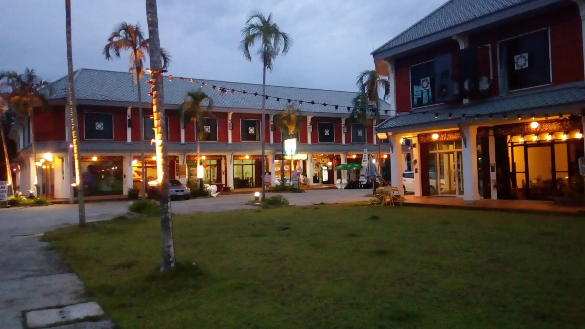 Suratthani Airport Resort