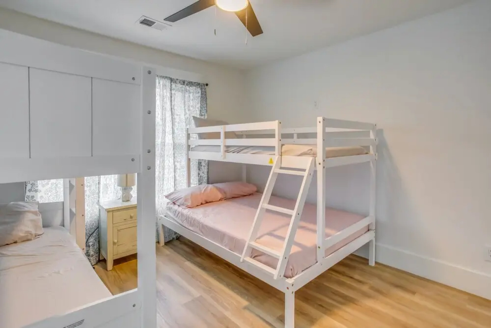 Murrells Inlet Vacation Rental: Near Marsh Walk!