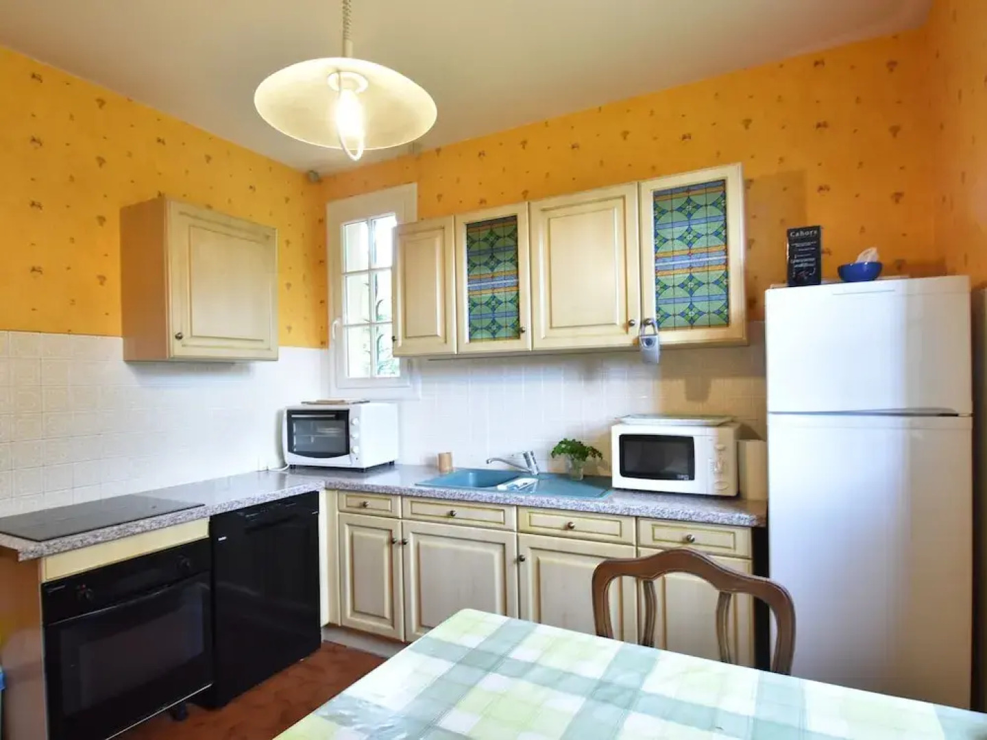 Beautiful Villa with Tennis Court in Dordogne, France