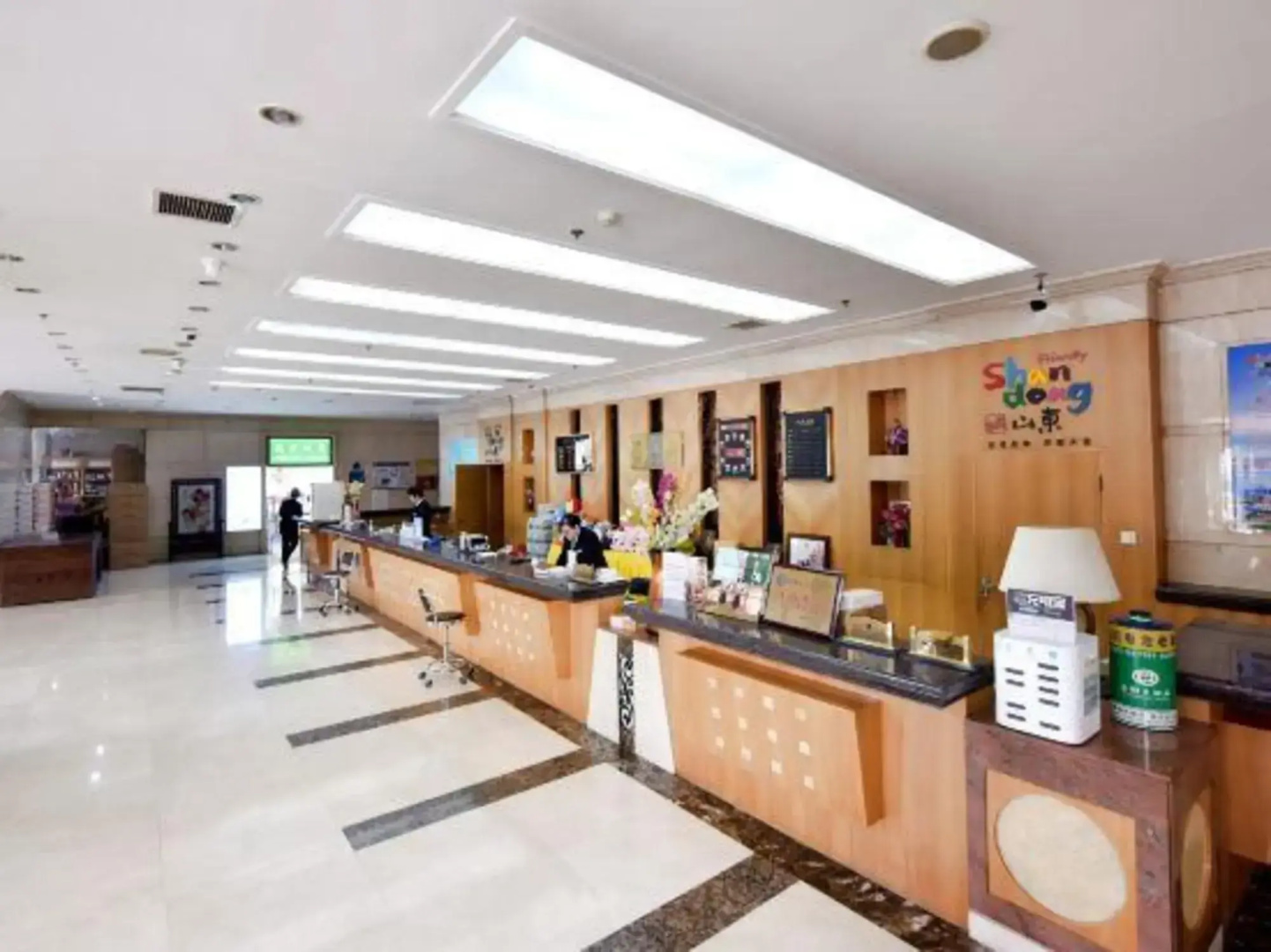 Liaocheng Yuelu Hotel