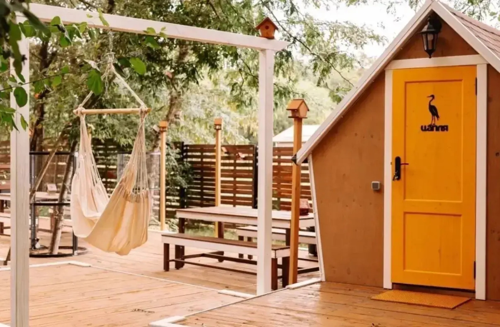 Творческий глэмпинг Скворечник