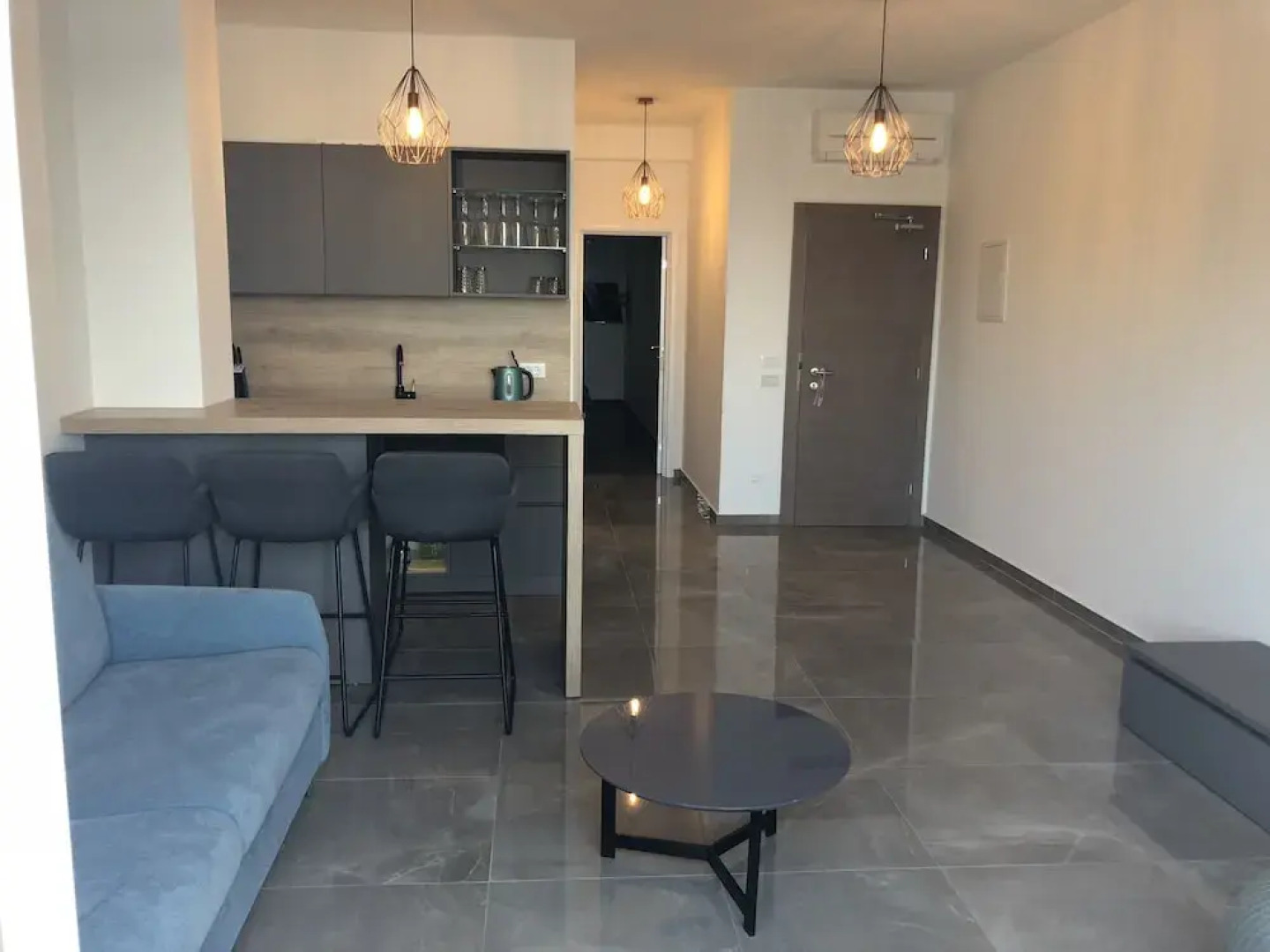 Boutique Pine Tree Resort Luxury Aparments & Restaurant