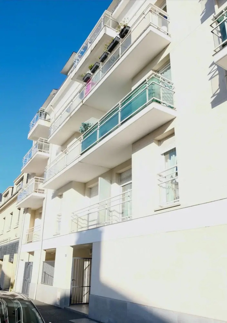 La Company Des Concierges : twenty seven T2