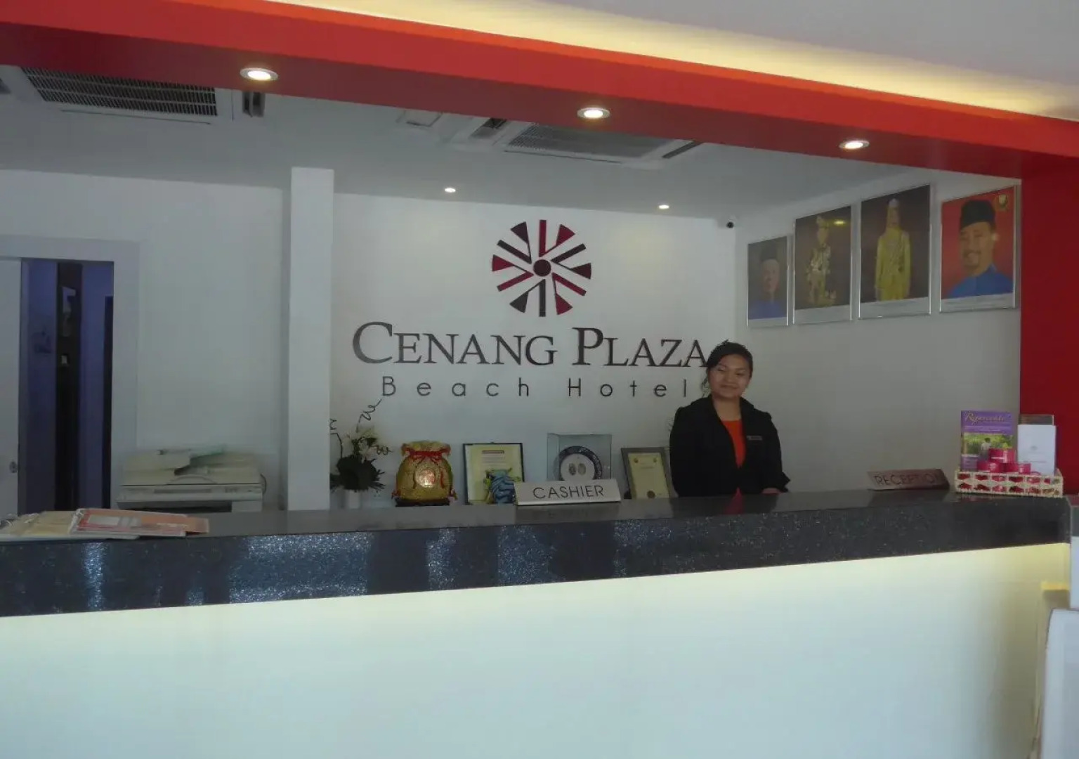 Cenang Plaza Beach Hotel