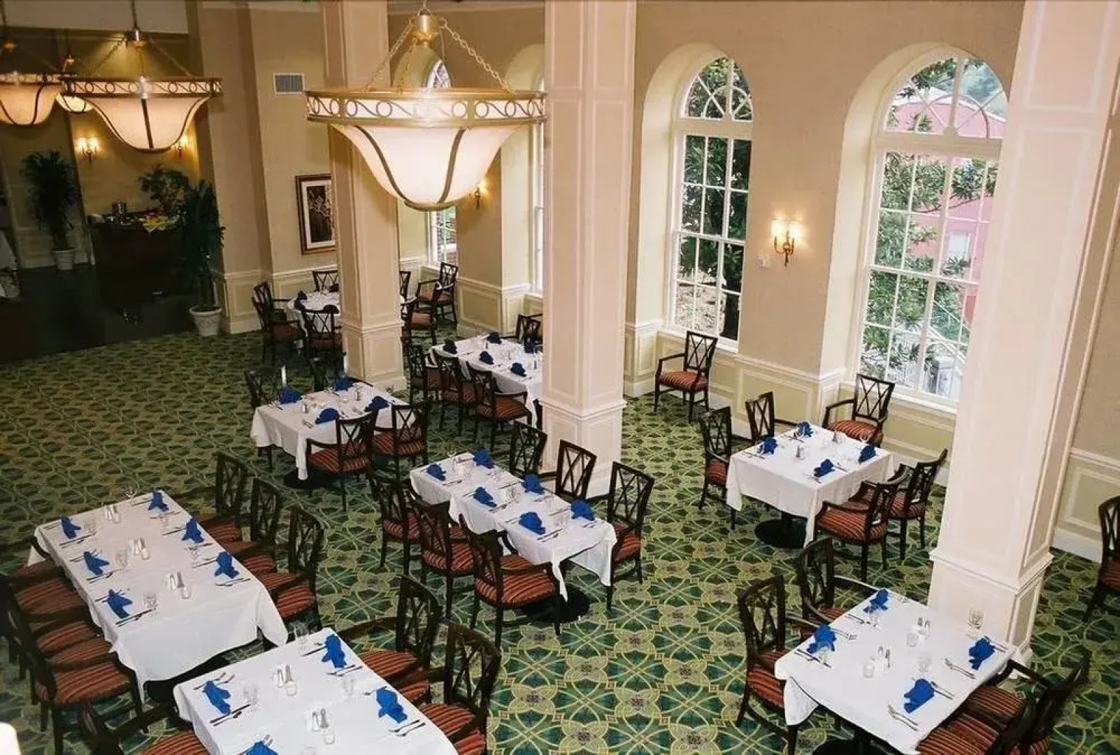 Stonewall Jackson Hotel Cc