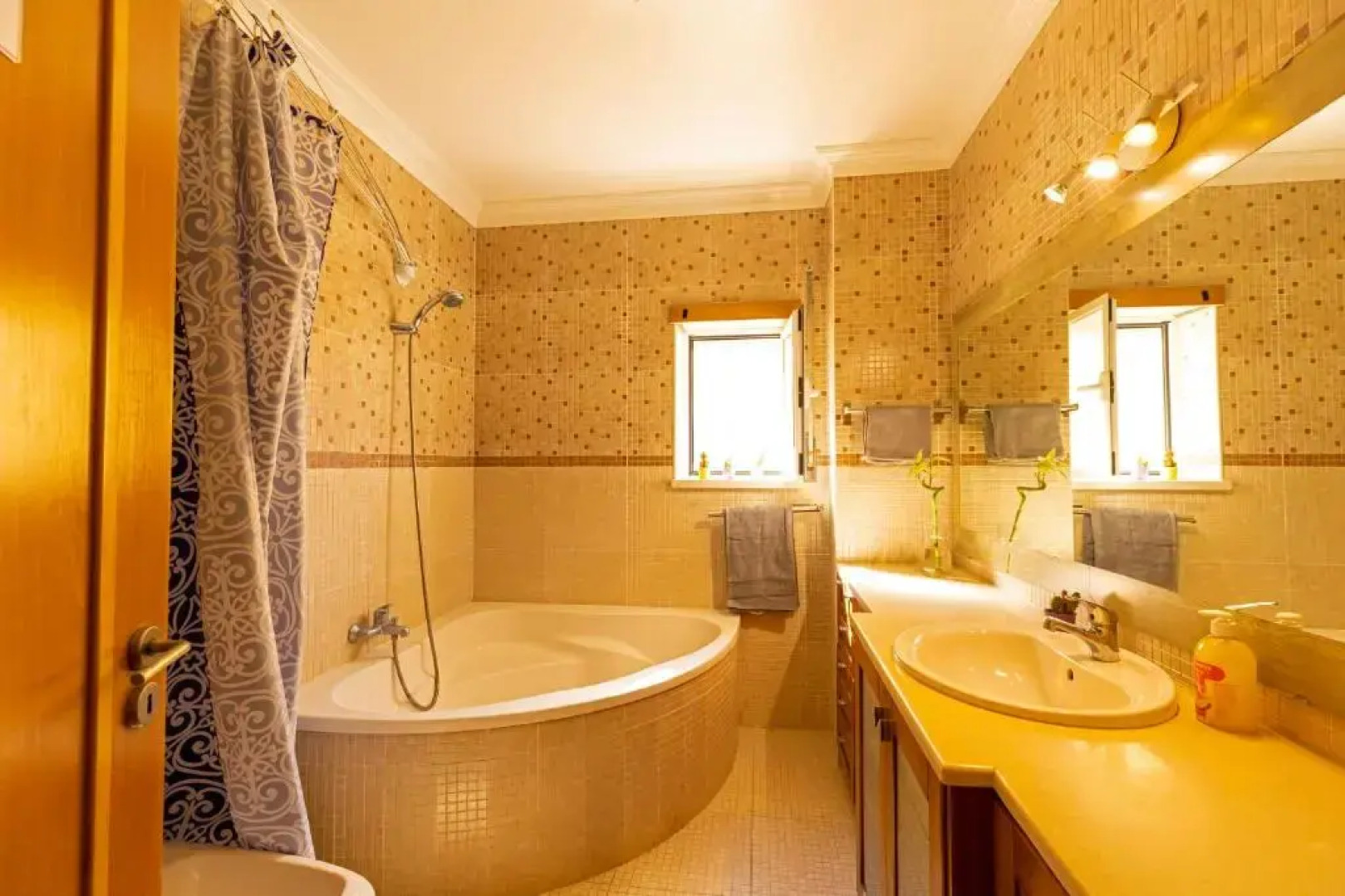 Pineapple Surf House - Hostel