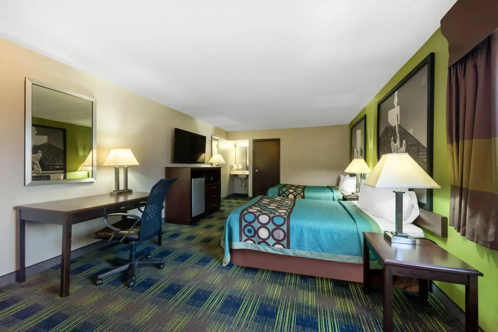 Super 8 Cleveland
