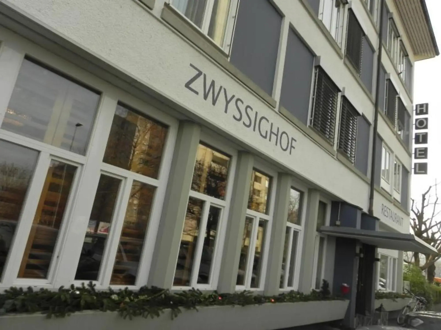 Zys Hotel