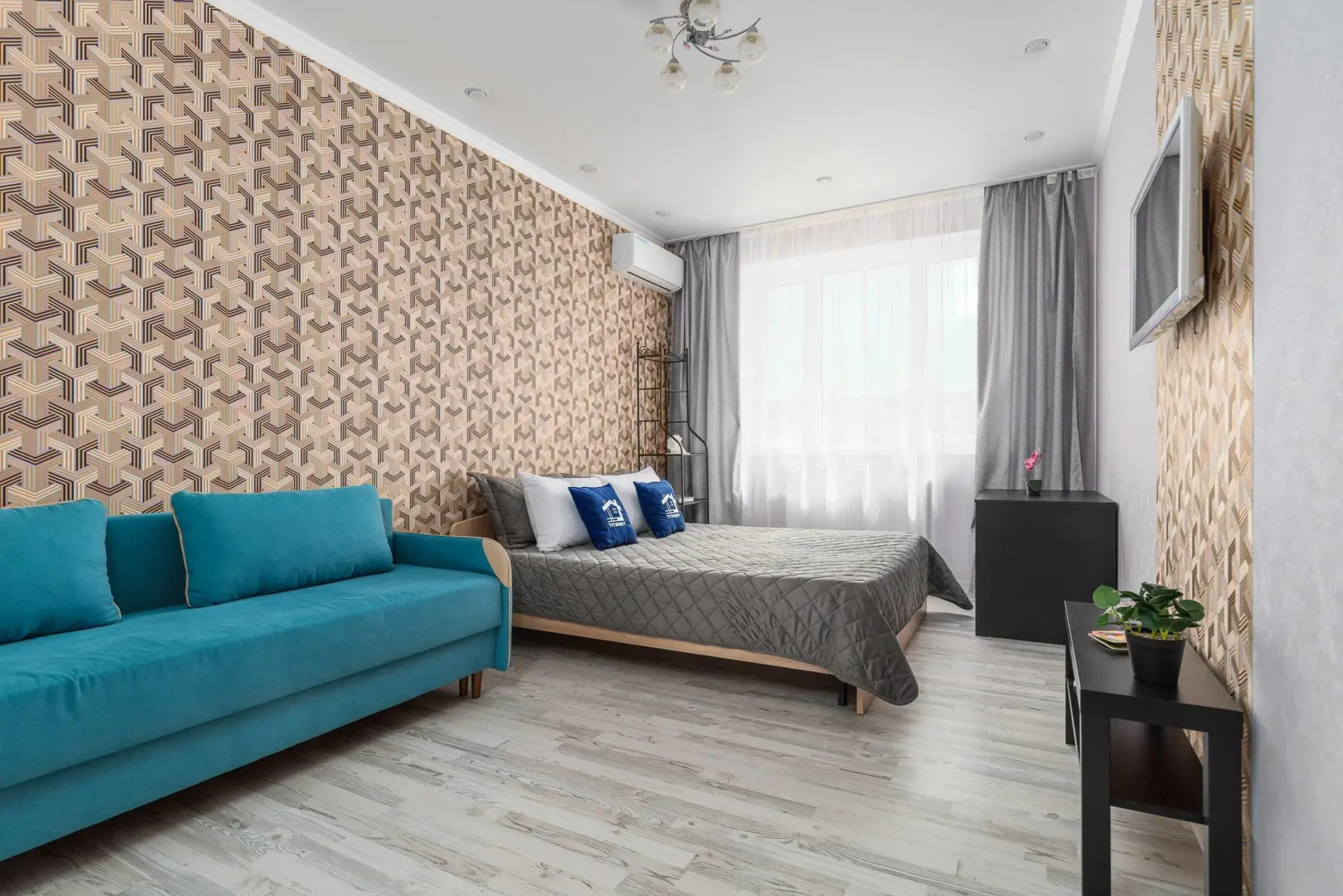 ТутЖивут на улице Восточно-Кругликовская 34