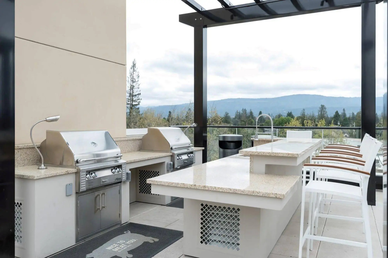 Global Luxury Suites at Mountain View