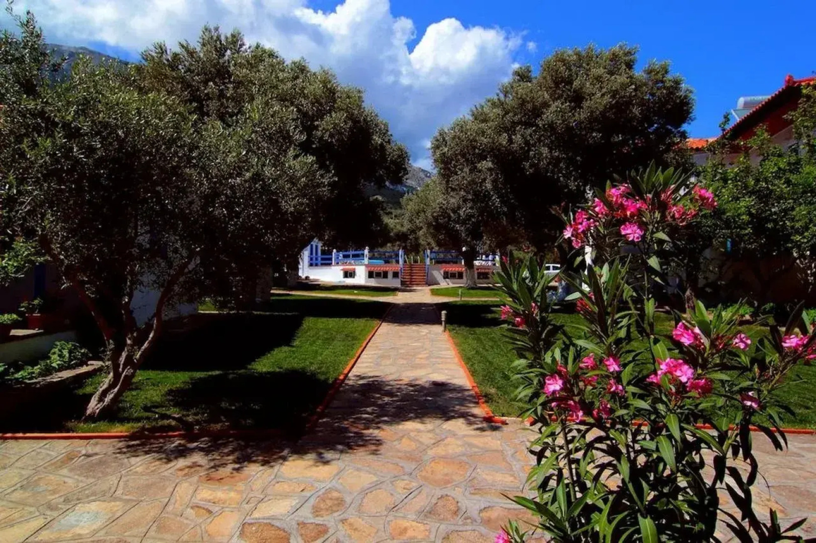 White Rock Apartments