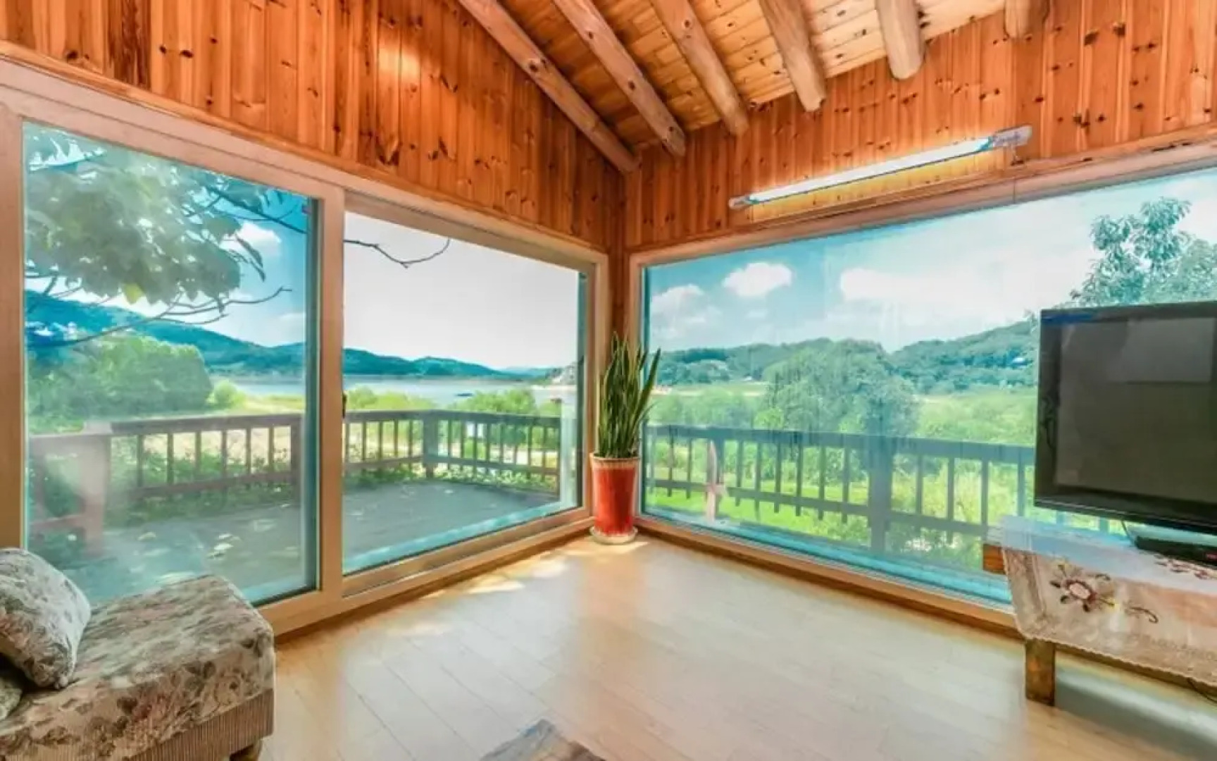 Anseong Lake Pension