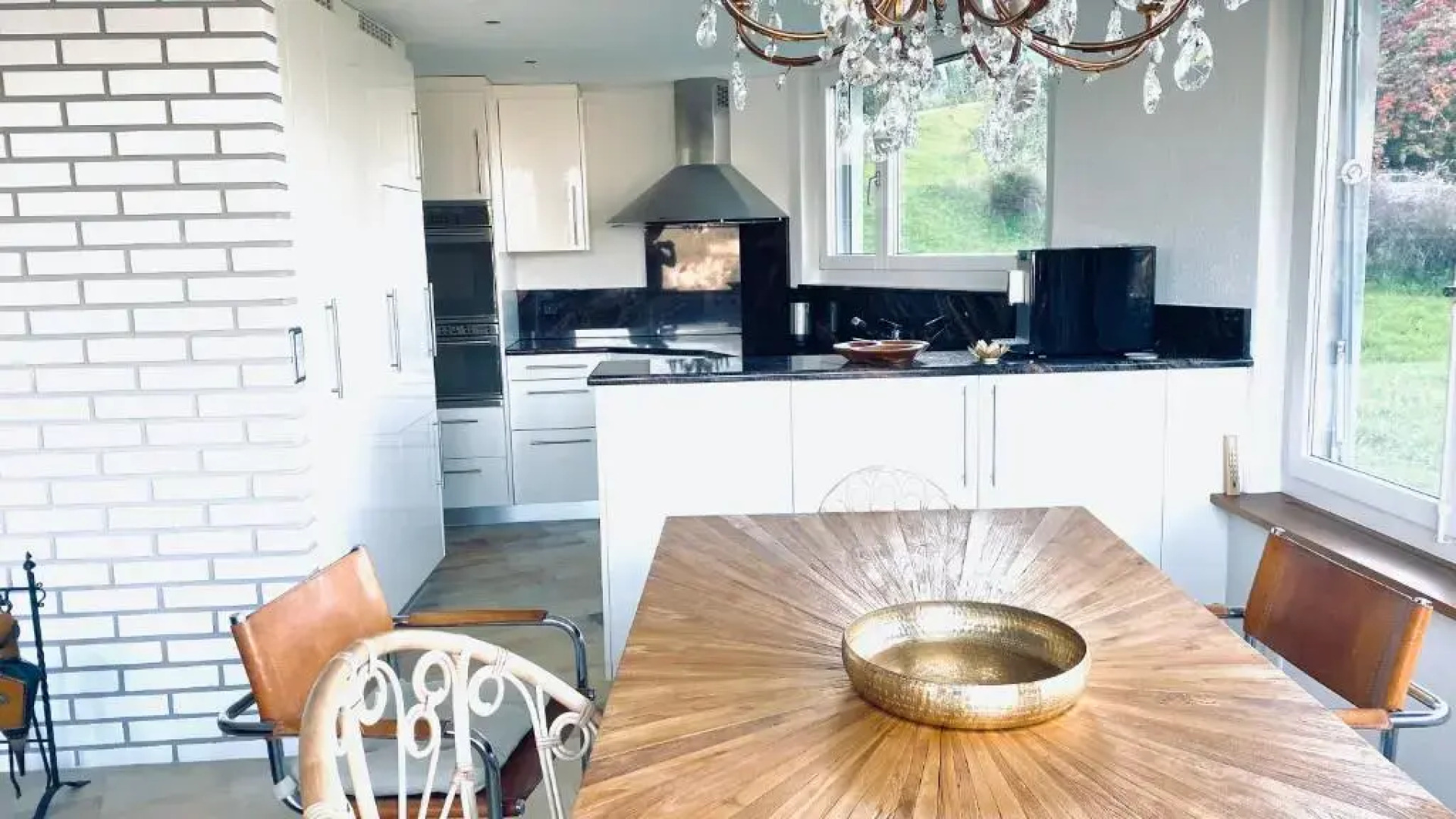 Lakeview Little House