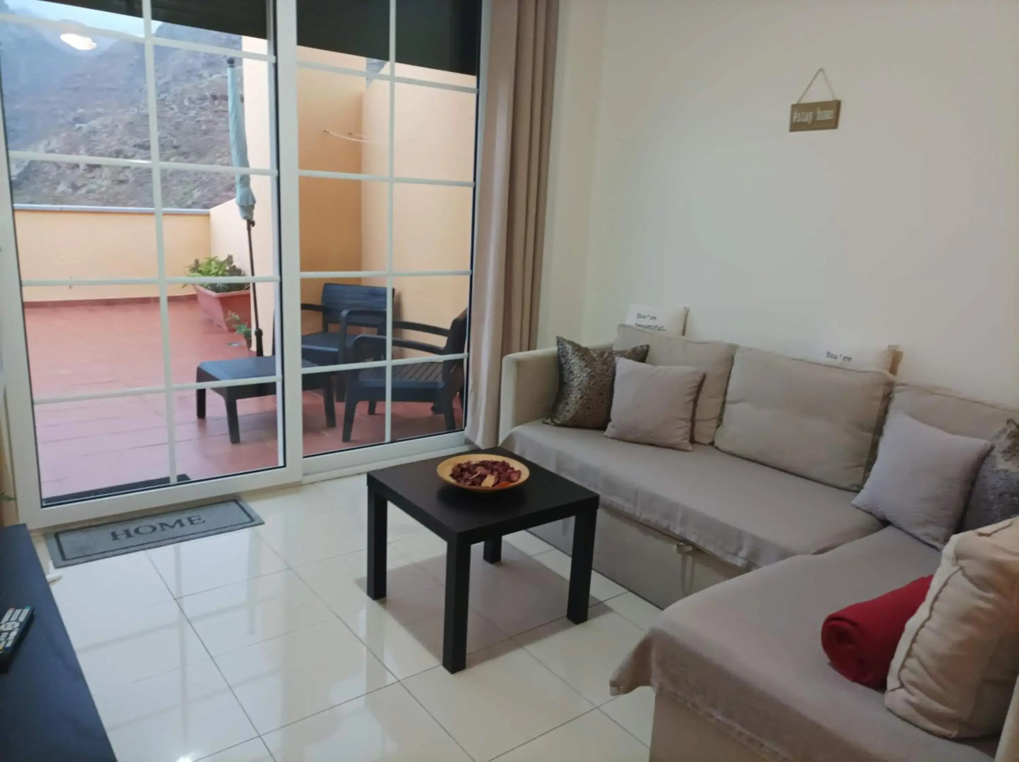 Playa Y Montaña: Naturaleza Y Armonía