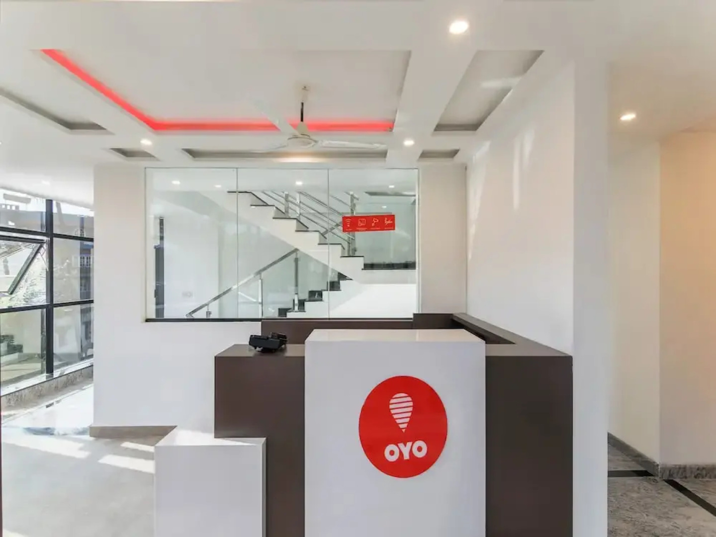 OYO 26769 Vijaya Comfort Inn