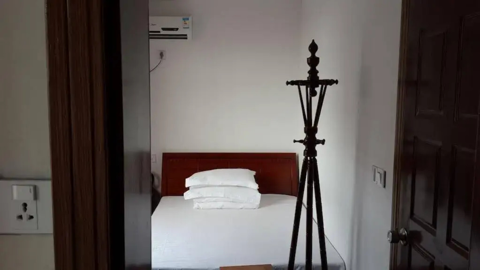 Xitang Xuyue Theme Inn