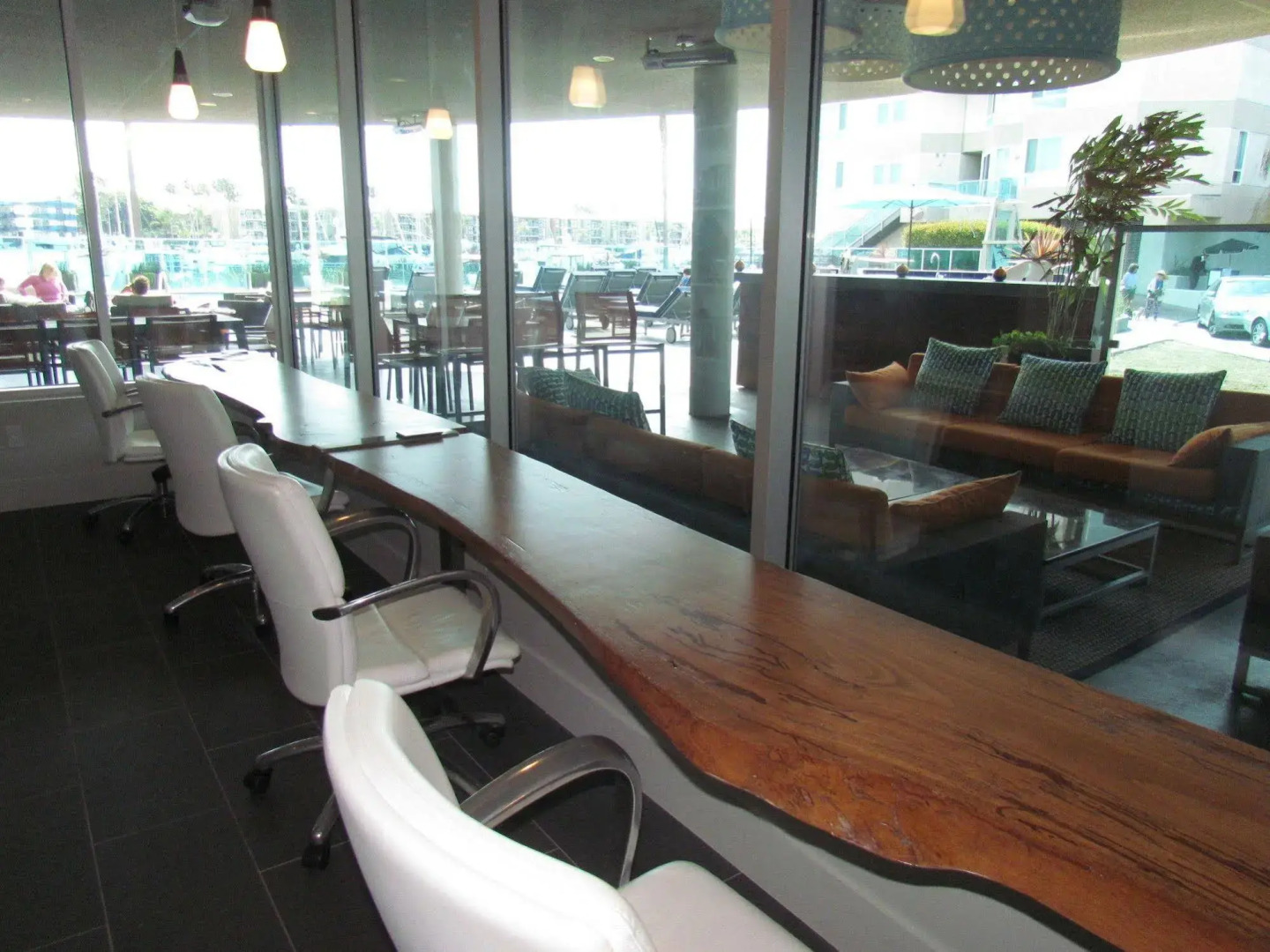 Romantic Studio with Bay View