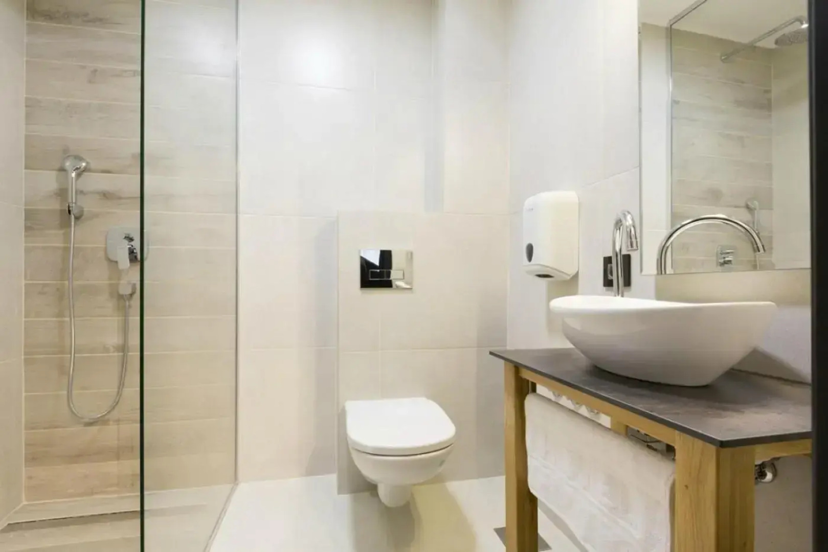 Rembrandt Style Tokyo Nishikasai Grande