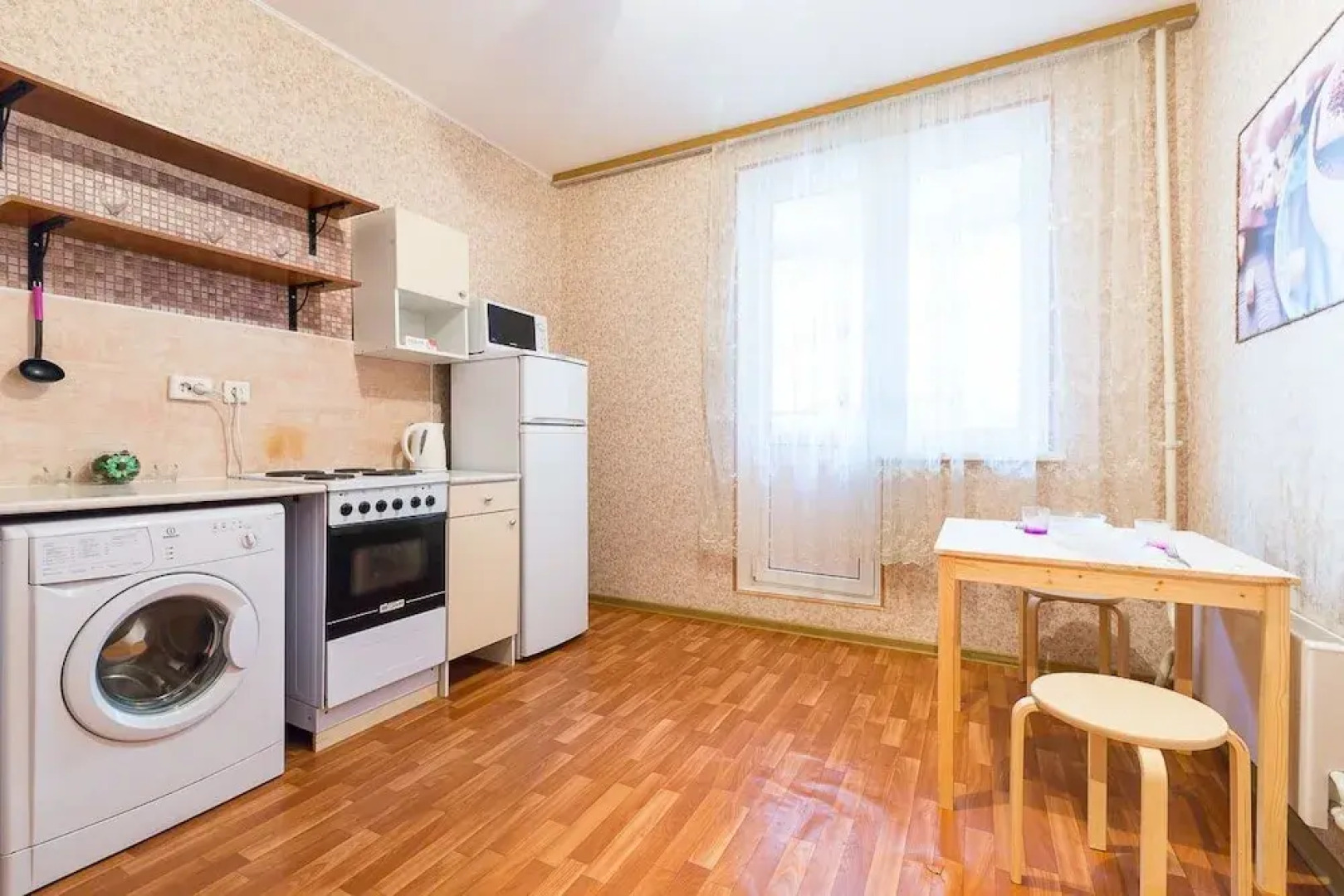 Апартаменты «Добрые Сутки», ул. Генерала Варенникова, 2