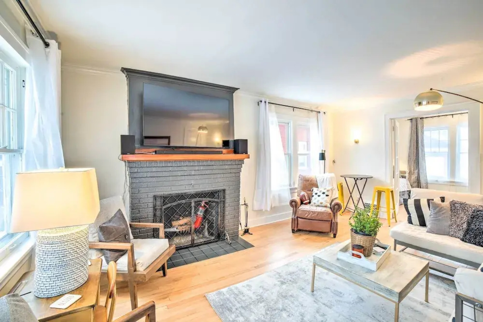 South Bend Home < 1 Mi to Notre Dame!