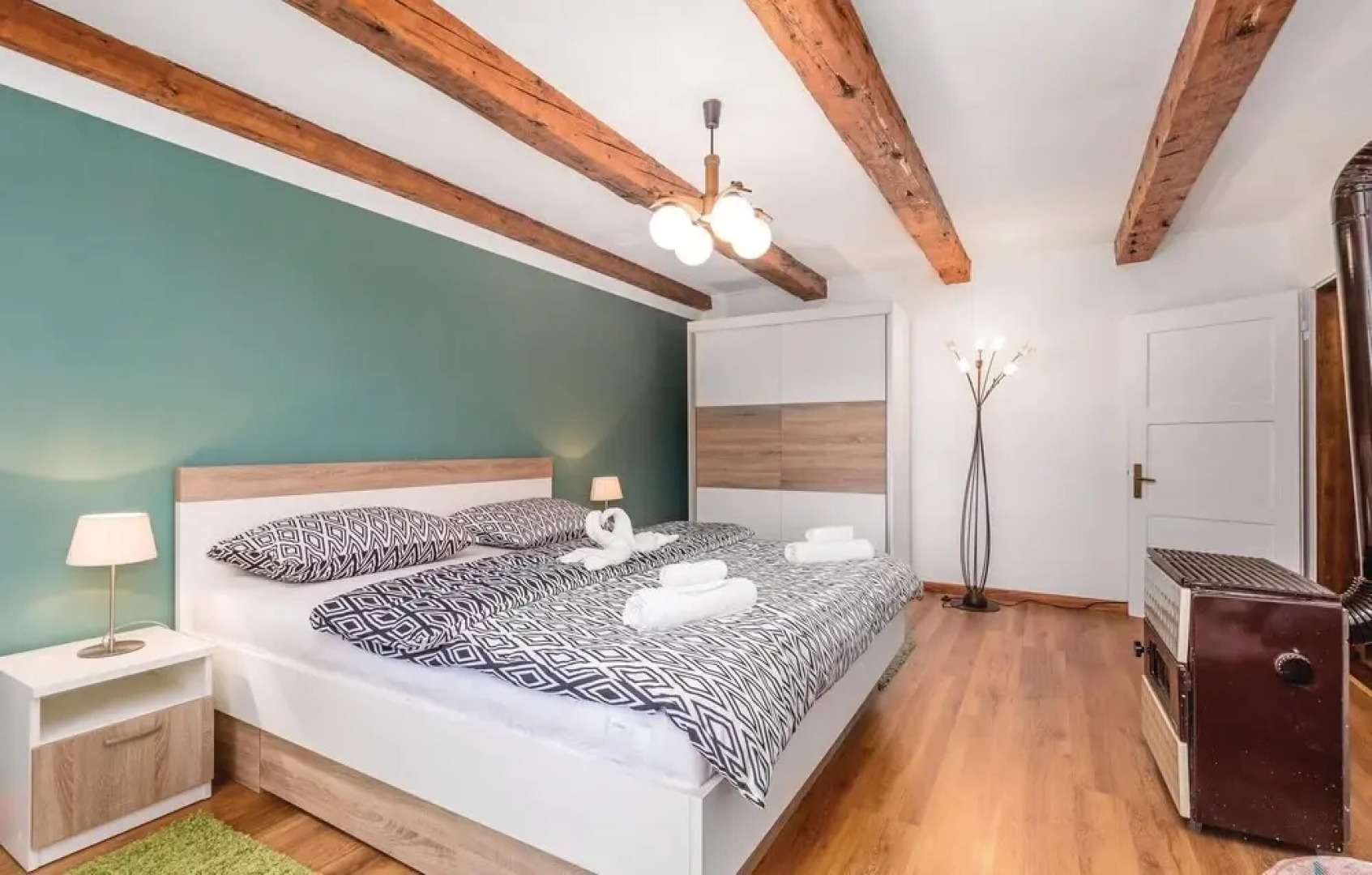 Stunning Home in Fuzine With Wifi and 2 Bedrooms