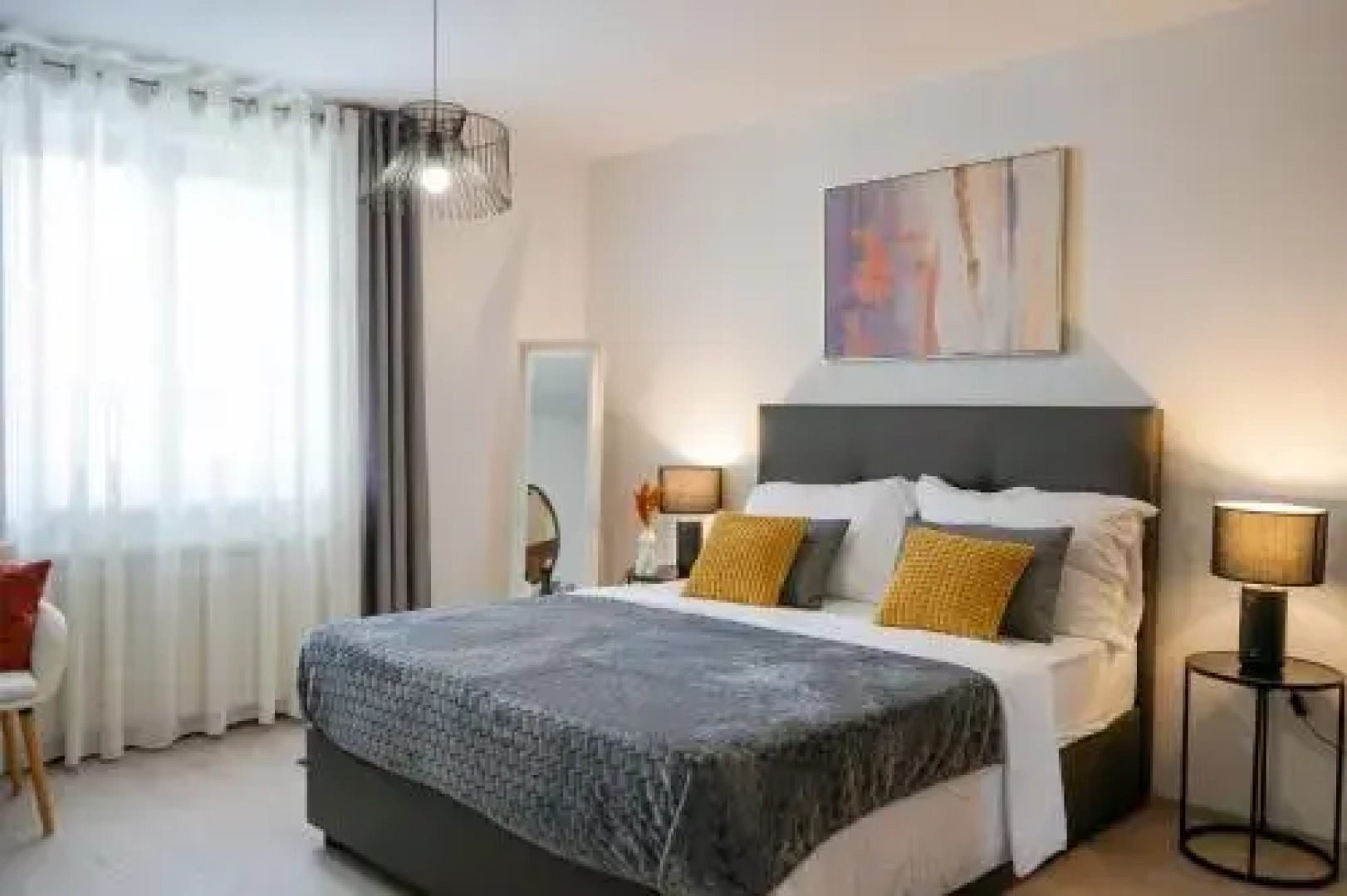 Villa Leon, Wonderful Family Apartment with Pool