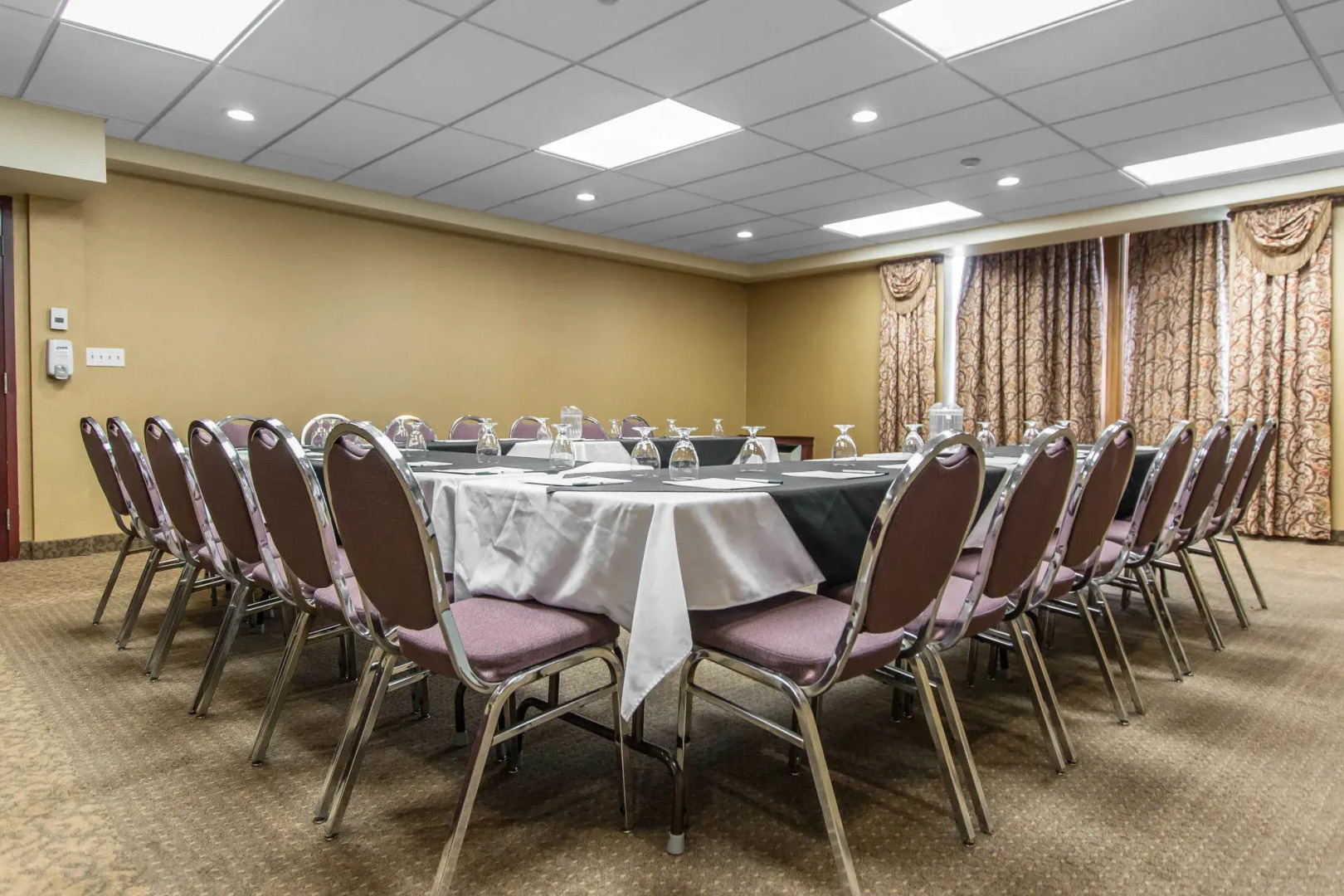 Quality Inn & Suites Bay Front