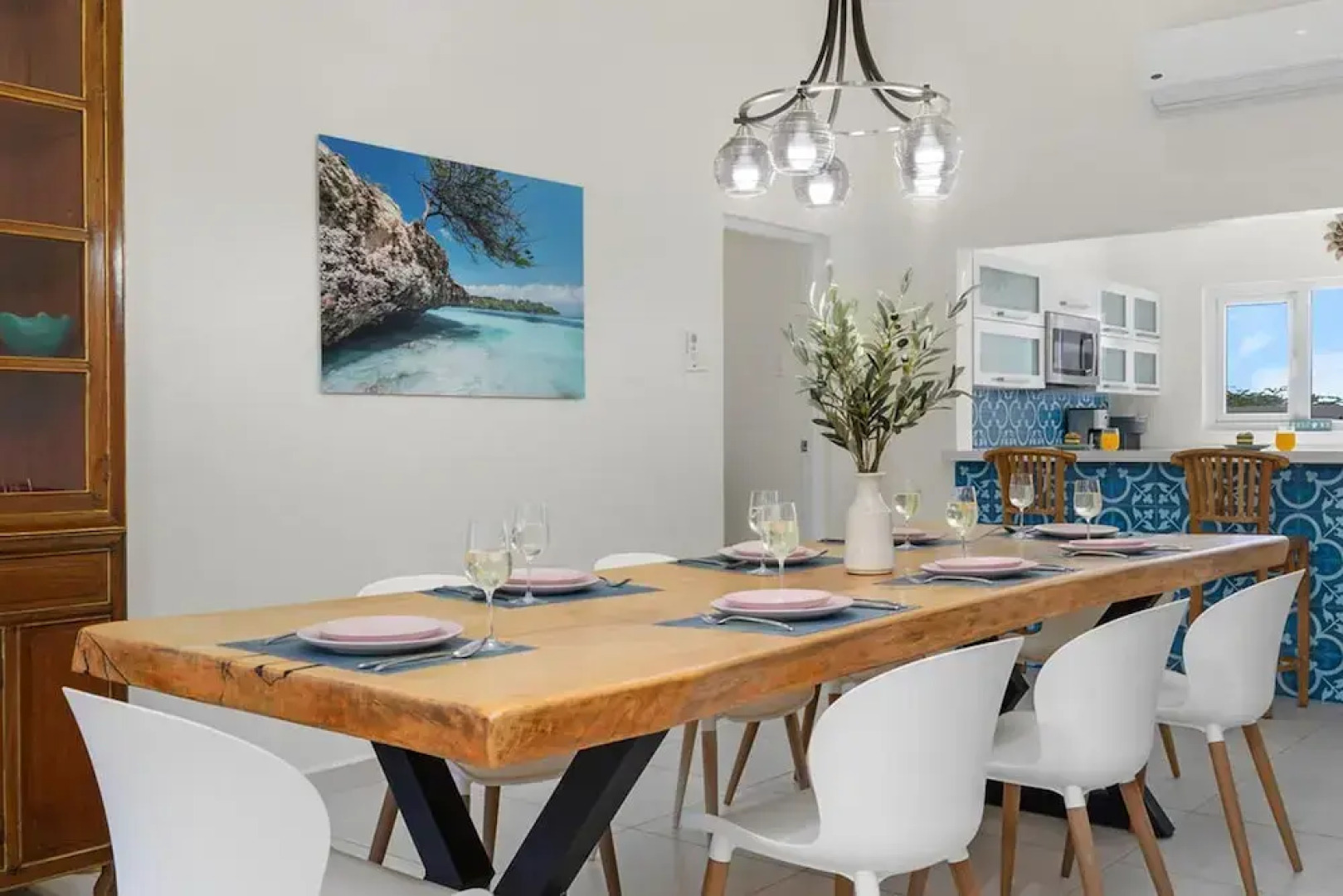 Central 4br3ba Villa w Ocean Views Private Pool