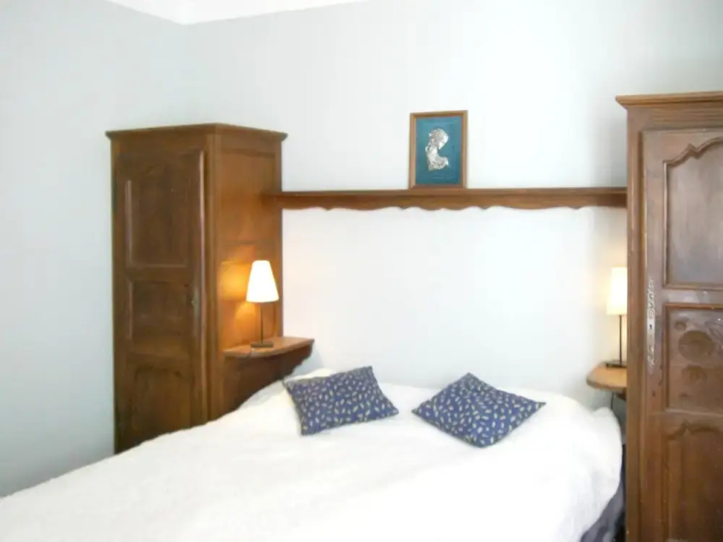 House With 4 Bedrooms in Cucuron, With Private Pool, Furnished Garden