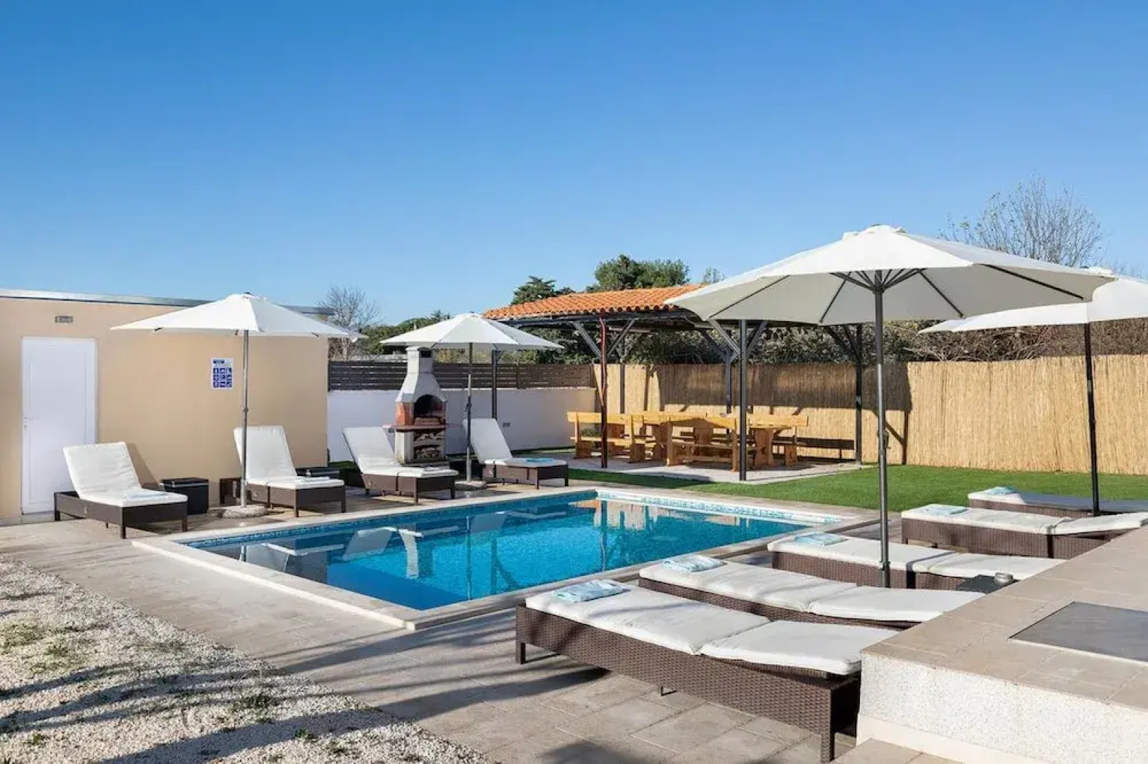 Villa With 4 Bedrooms in Medulin, With Private Pool, Enclosed Garden and Wifi