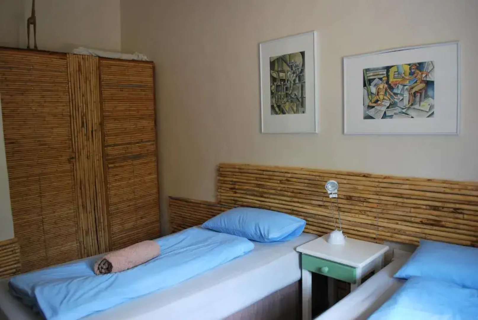 Amber Lagoon Backpackers Lodge