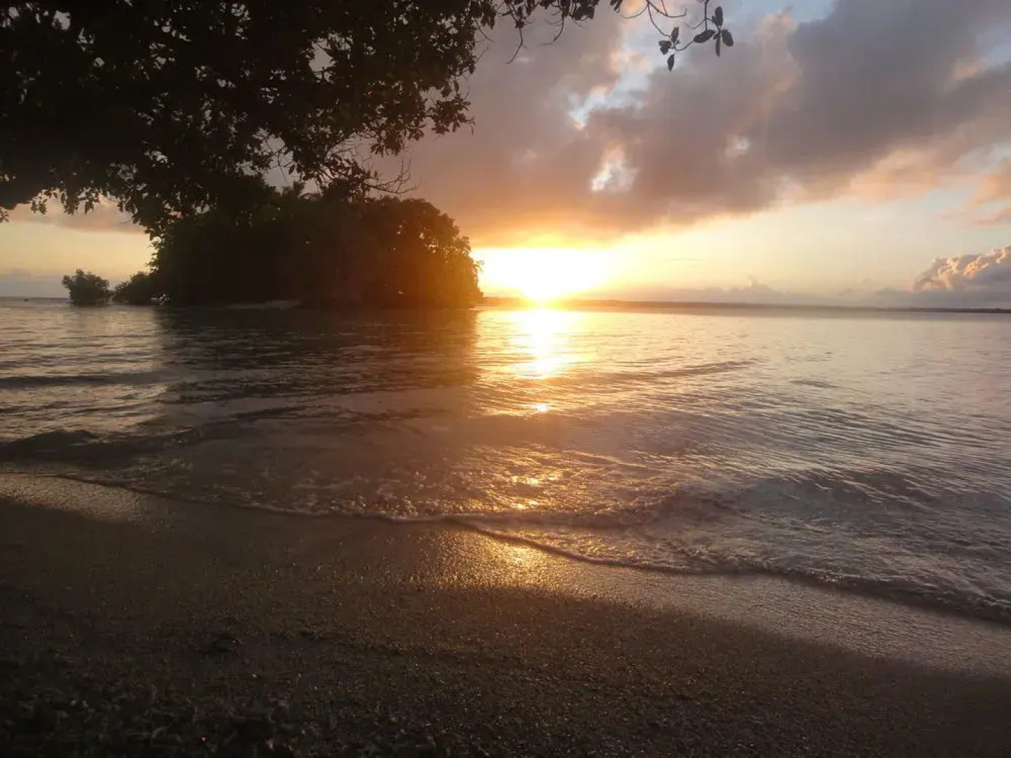 Sunrise Beach Cabanas Eco-Resort