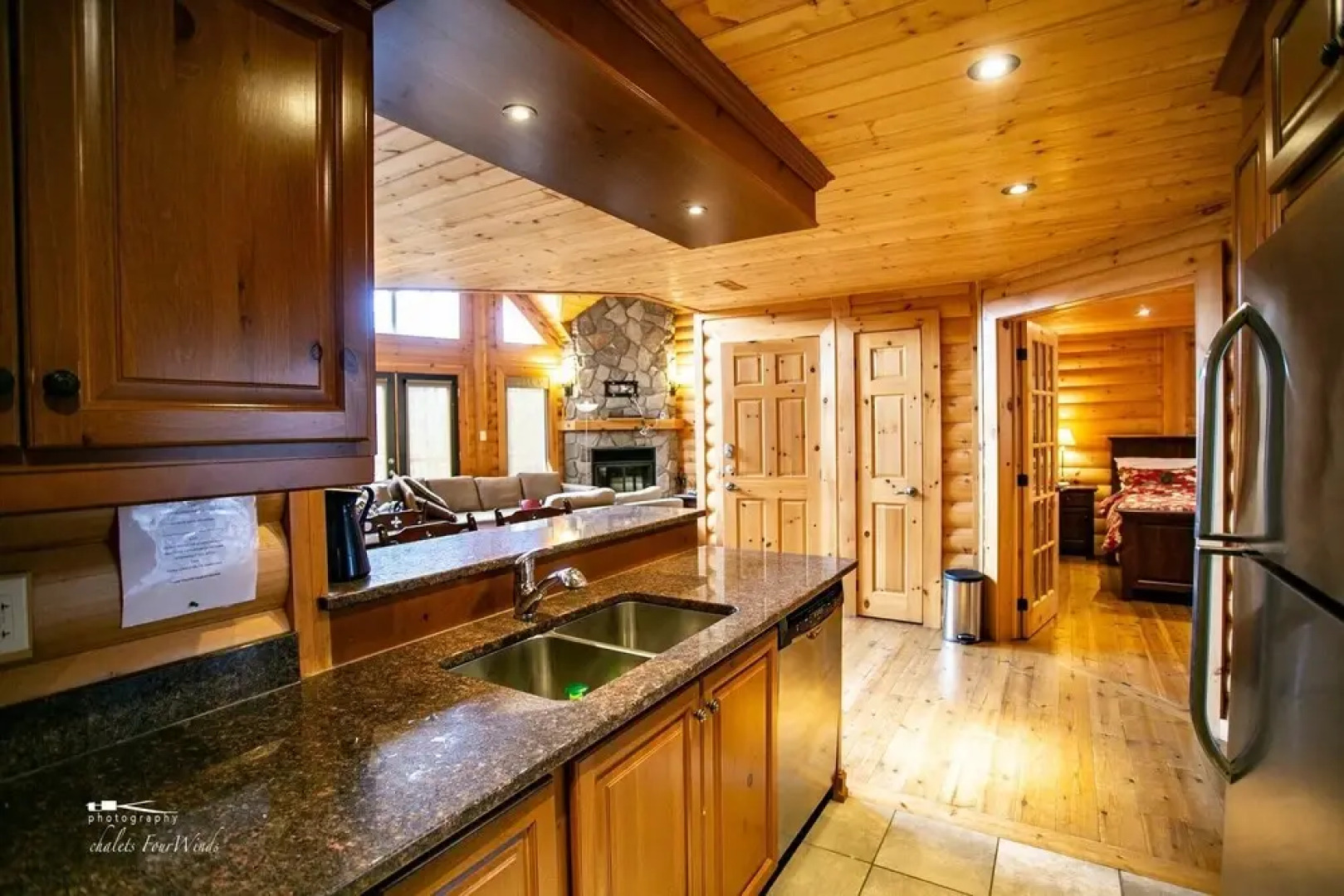 La Casa Kanata - Jacuzzi, Jazz Chardonnay