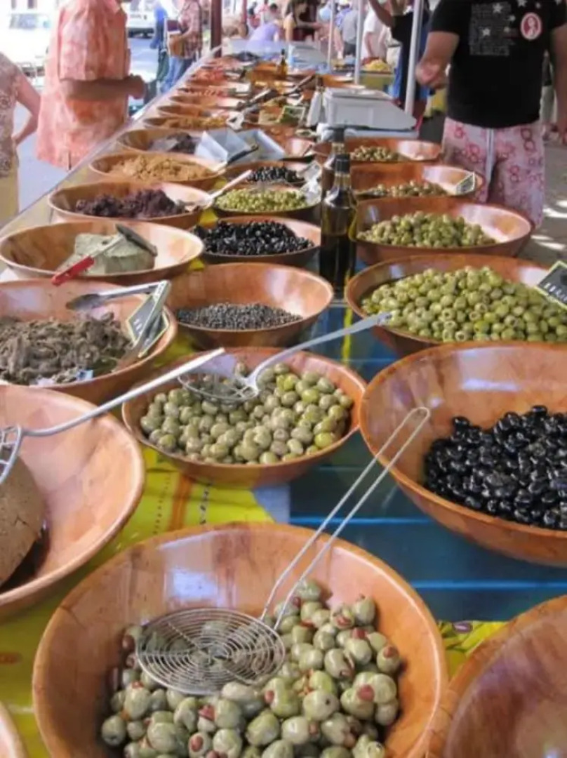 Villa With 4 Bedrooms in Saint-pierre-des-tripiers, With Wonderful Lak