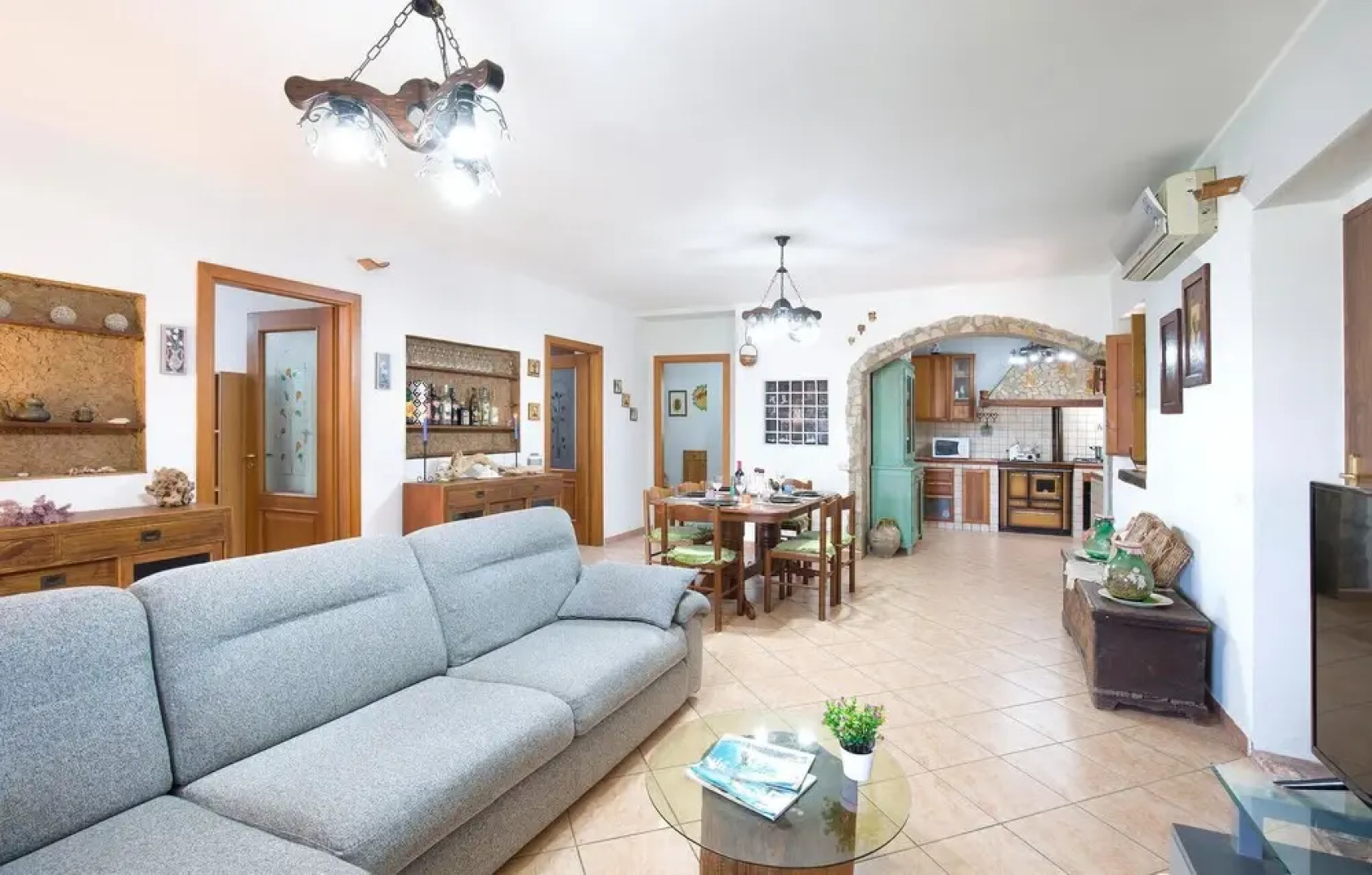 Stunning Home in Cittadella del Capo With 4 Bedrooms, Private Swimming Pool and Outdoor Swimming Pool