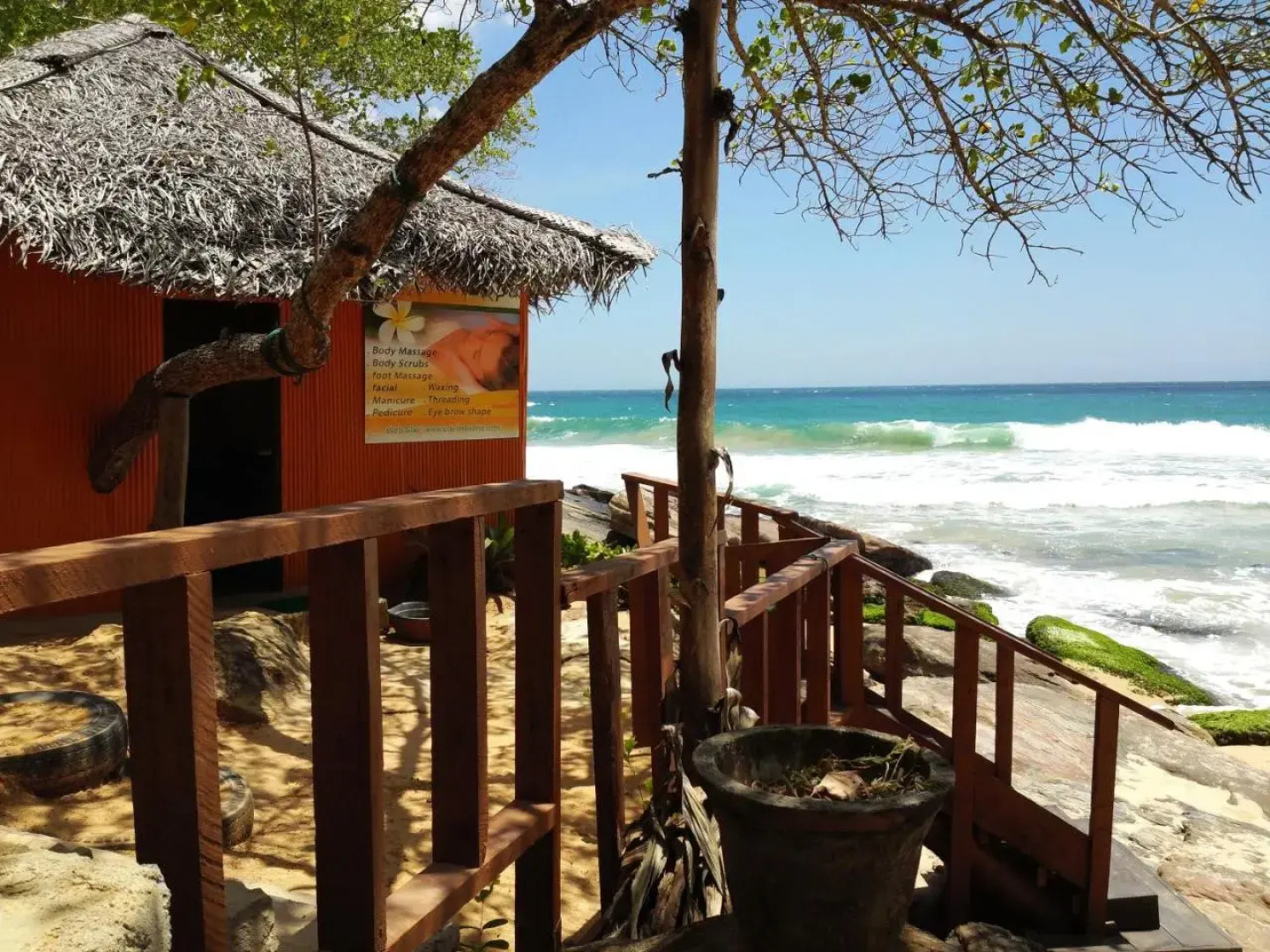 Eden Reverie Cabana And Spa