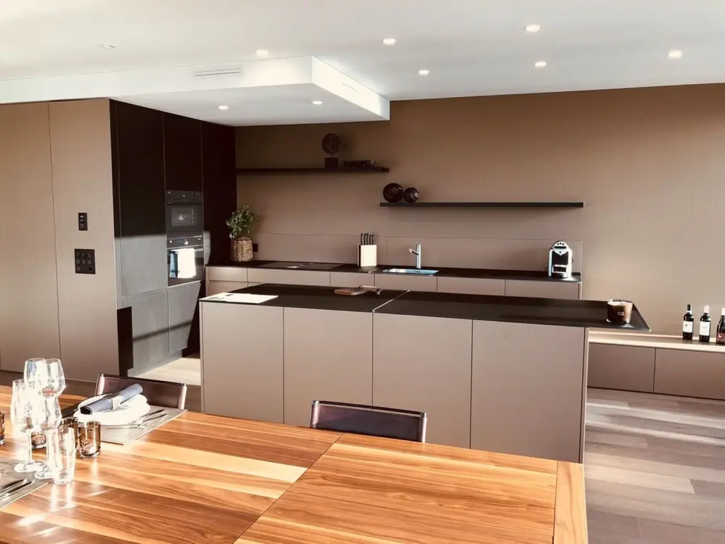 Park Tower City View Apartments