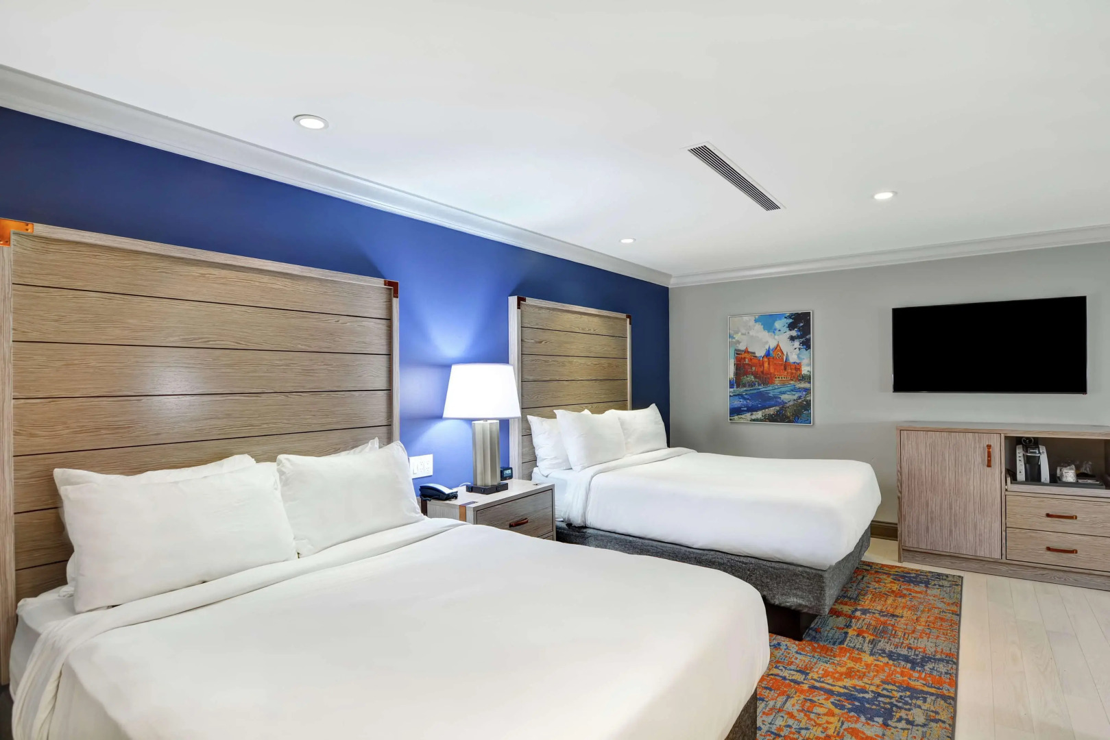 The Cincinnatian Hotel Curio Collection by Hilton