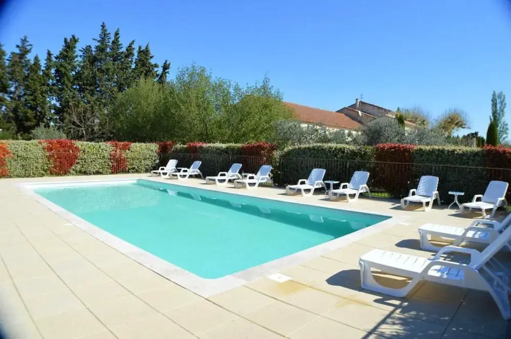 Apartment With 2 Bedrooms in Monteux, With Shared Pool, Enclosed Garden and Wifi - 80 km From the Beach