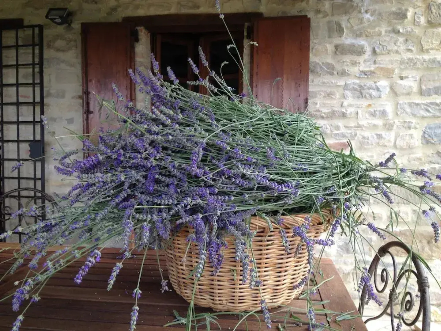 Umbrian Villa Retreat in Pietralunga With a Pool