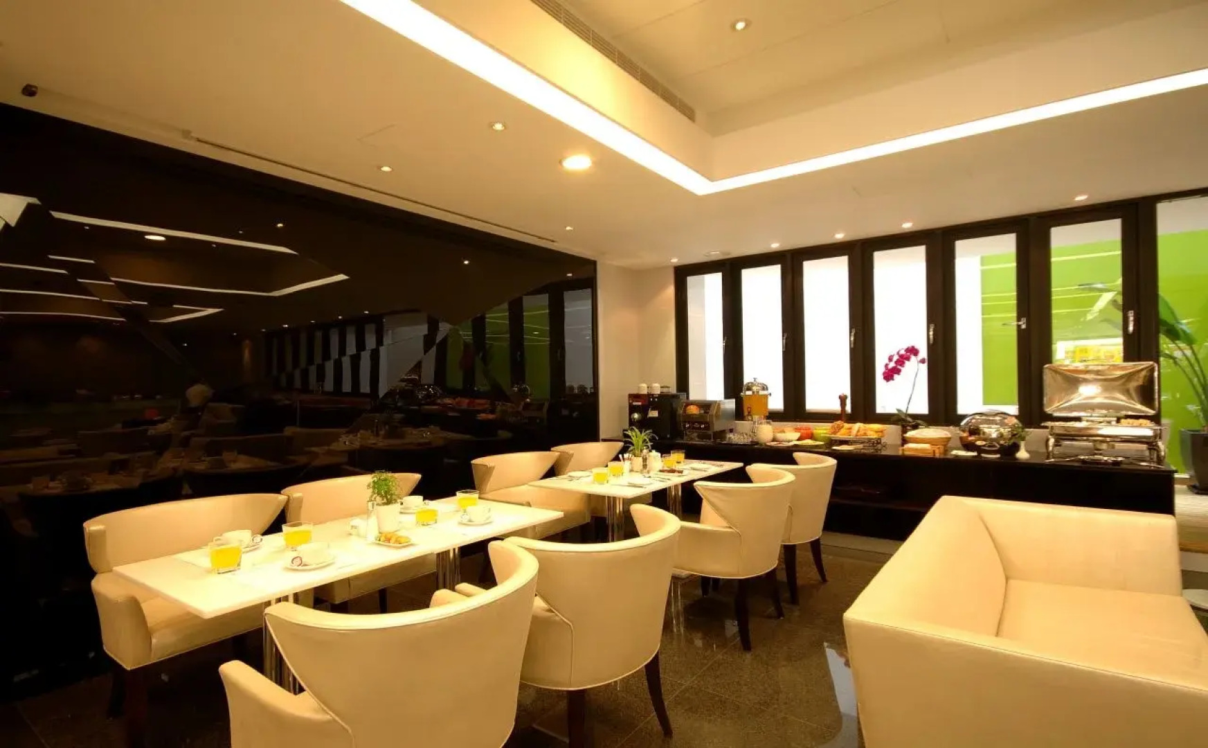 Kapok Hotel & Resorts