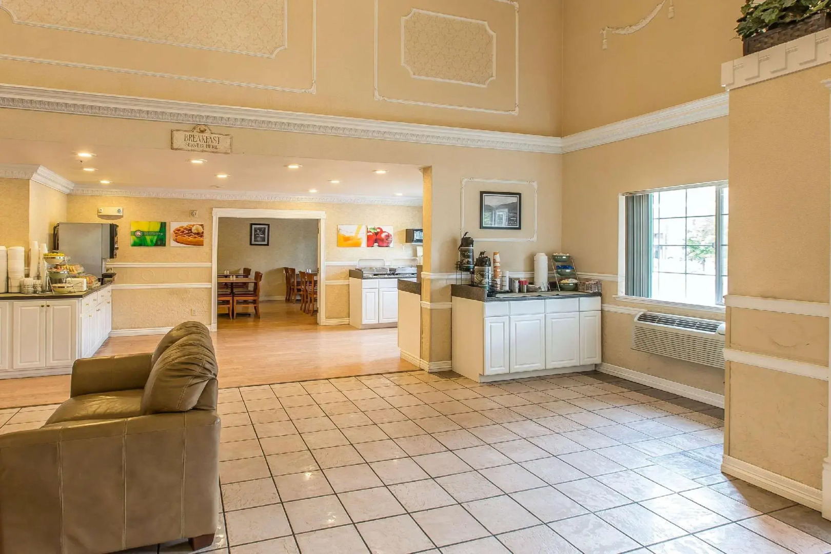 Quality Inn & Suites On the River